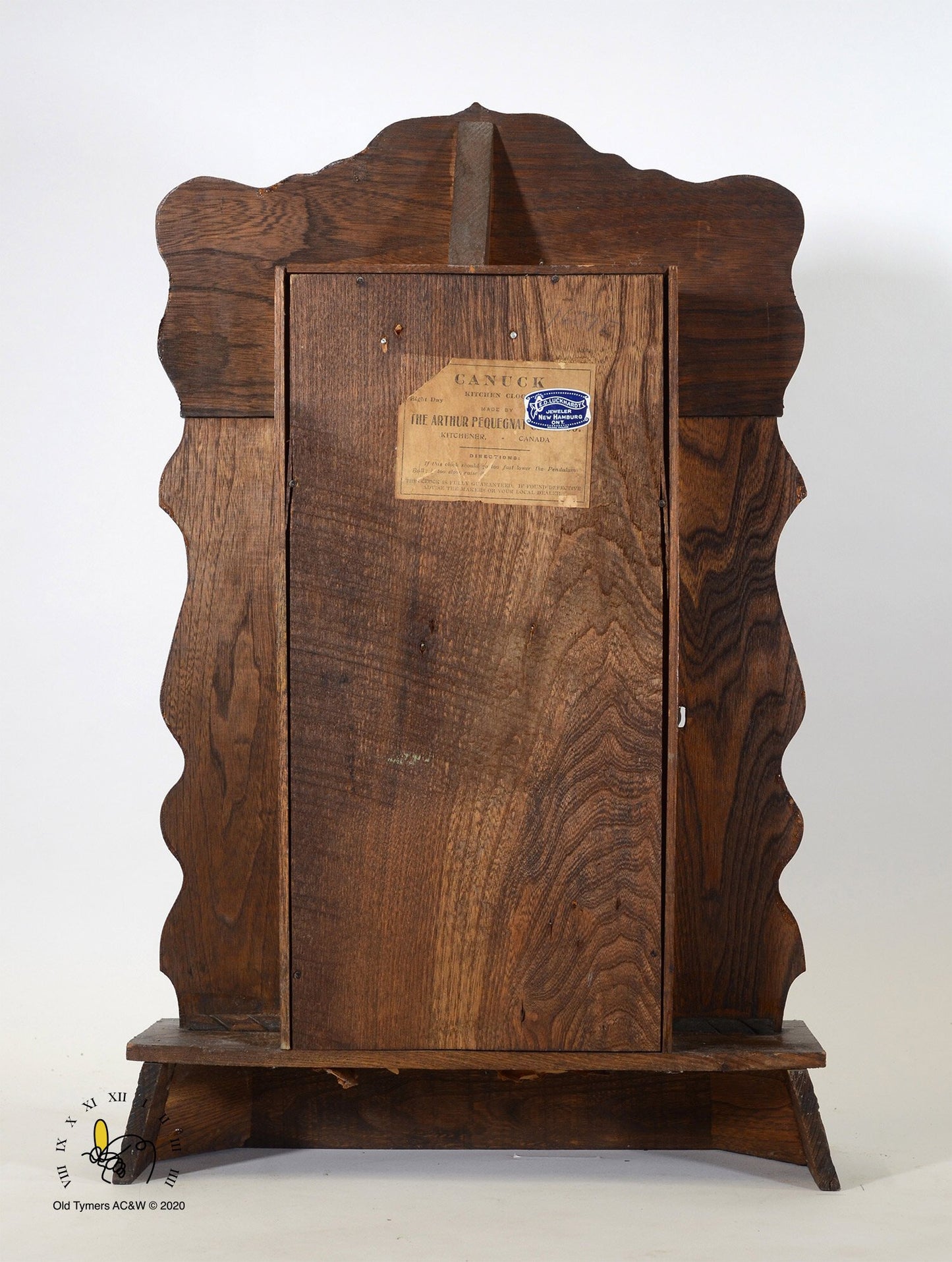 Pequegnat Canuck Mantel Clock